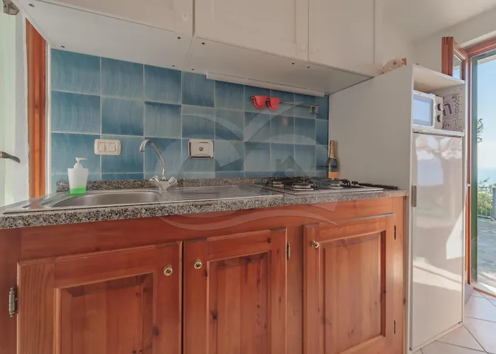 Nereidi - Goelba Апартаменты *